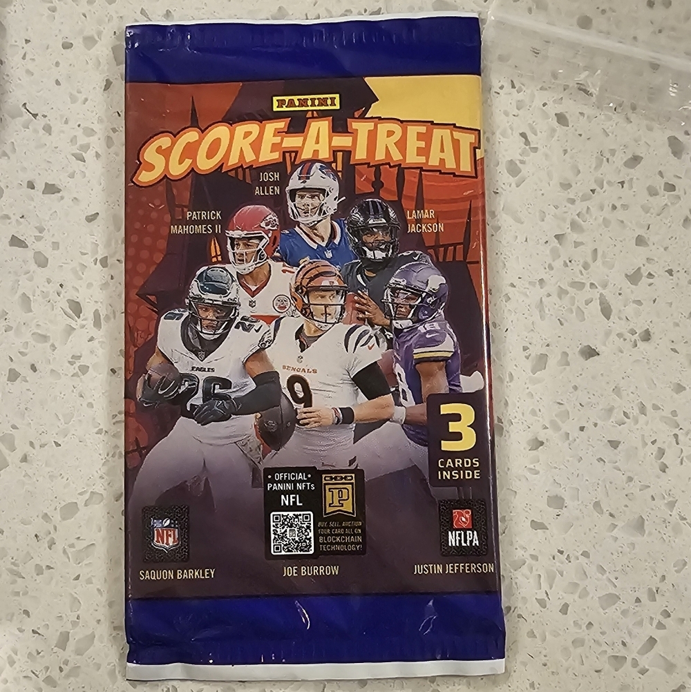 Panini NFL Score-A-Treat Pack - Purple, Orange, Blue - Picture 1 of 1